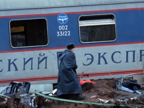 Поиск пострадавших на месте крушения пассажирского поезда "Невский экспресс". Фото: РИА Новости
