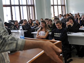 У 70% выпускников московских вузов 2010 года уже есть опыт работы. Фото: РИА Новости
