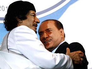 Ливийский лидер Каддафи в обмен на инвестиции в Италию занялся прозелитизмом. Фото: AP