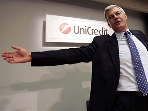 Алессандро Профумо ушел с поста исполнительного директора итальянского банка UniCredit из-за разногласий с правлением. Фото: АР