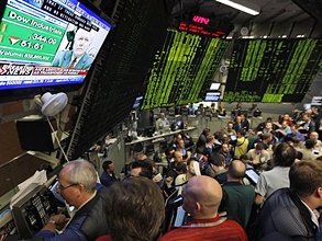 Трейдеры Чикагской биржи делают ставку на слабый рубль. Фото: АР