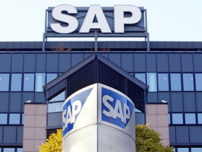Германская компания SAP подготовила специальное предложение для российского сегмента СМБ, рассчитывая потеснить здесь популярные программные системы «1С». Фото: AP