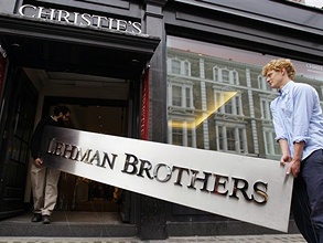 Банк Lehman Brothers распродает остатки роскоши. Фото: АР