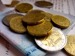 Германия убедила Францию в необходимости ввести санкции к странам еврозоны с крайне высоким уровнем госдолга и прописать процедуру банкротства отдельных государств. Фото: Orestis/flickr.com