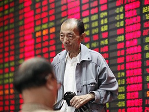 На сообщения из Китая о повышении процентных ставок сразу отреагировали валютные рынки. Фото: АР