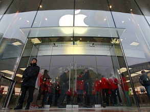  Reuters