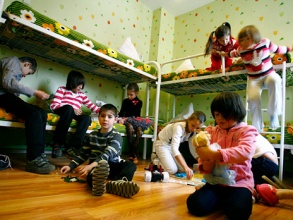  Reuters