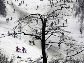  Reuters