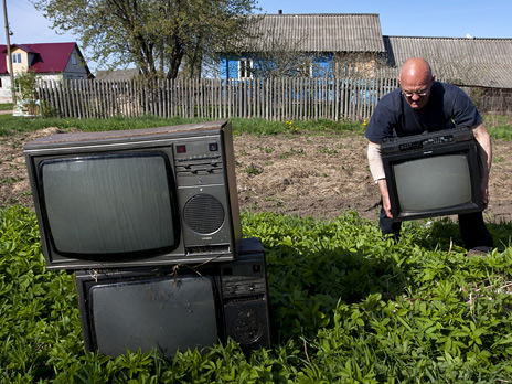 http://m1.bfm.ru/news/maindocumentphoto/2011/12/23/tv1.jpg