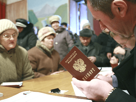 http://m1.bfm.ru/news/maindocumentphoto/2014/03/21/passport2.breaking.reuters_1.png