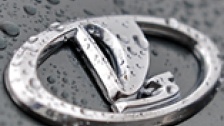 Руководство «АвтоВАЗа» ускоряет темпы оптимизации собственной дилерской сети и обещает сократить ее в 2011 году более чем вдвое. Фото: Митя Алешковский/BFM.ru