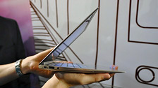 Ноутбук Ultrabooks. Фото: engadget.com