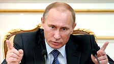Премьер Владимир Путин провел с губернаторами селекторное совещание, по формату напоминающее Госсовет. Фото: РИА Новости