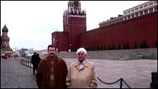 Виктор Бут и Эндрю Смулян в январе 2008 года. Снимок был изъят при обыске. Фото предоставлено Владимиром Козловским/Русская служба Би-би-си